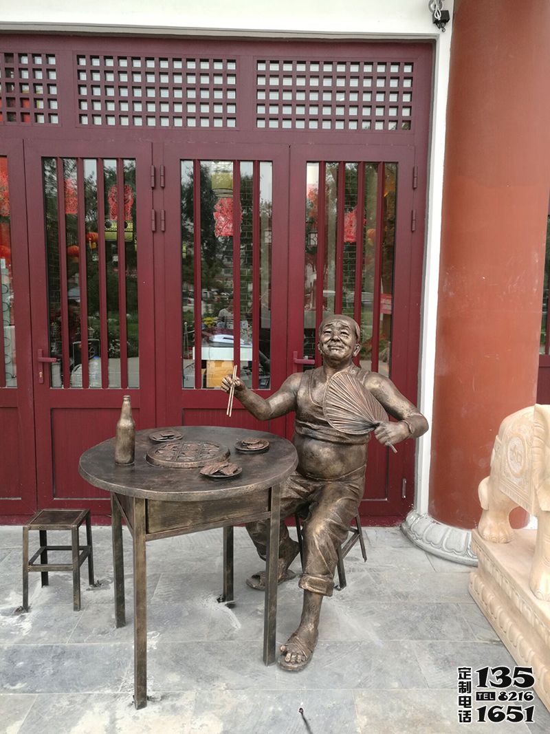 玻璃鋼仿銅民俗情景小品吃火鍋的人物雕塑 玻璃鋼仿銅民俗情景小品吃火鍋的人物雕塑